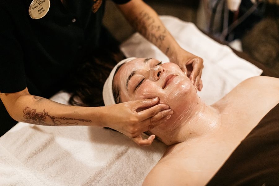 Age Defying Facial