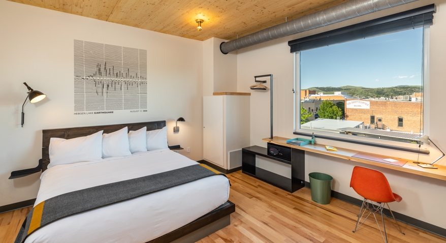 lark king bed