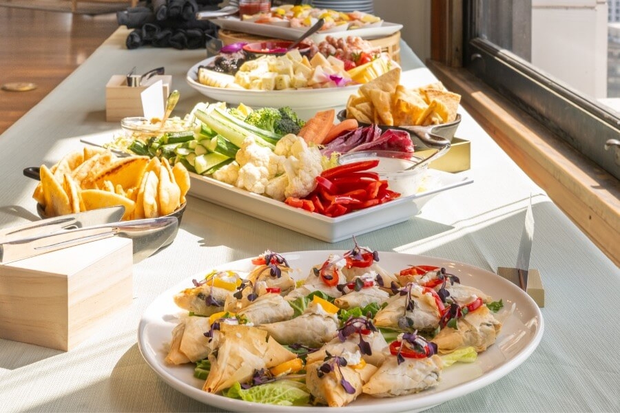 promo  nqkcxt appetizer table