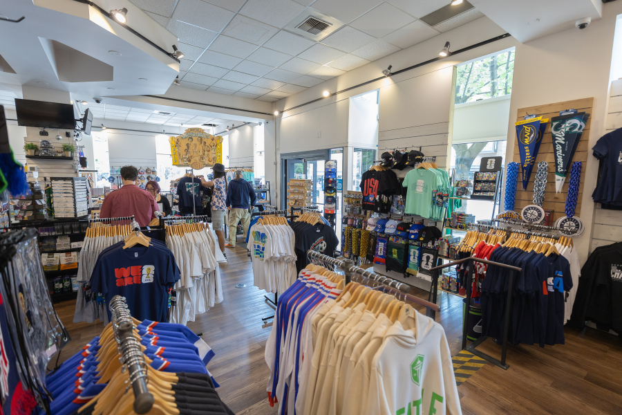 stack your seattle gear with simply