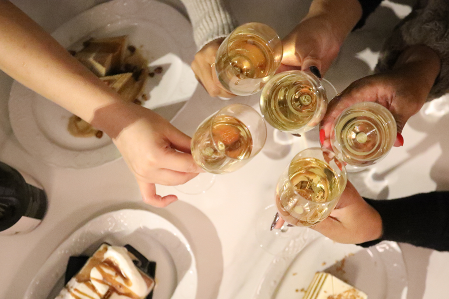 cocktails + wines