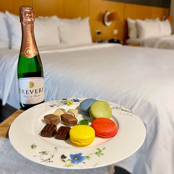 chocolate and bubbly package